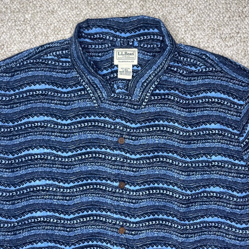 L. L. Bean shirt View 4